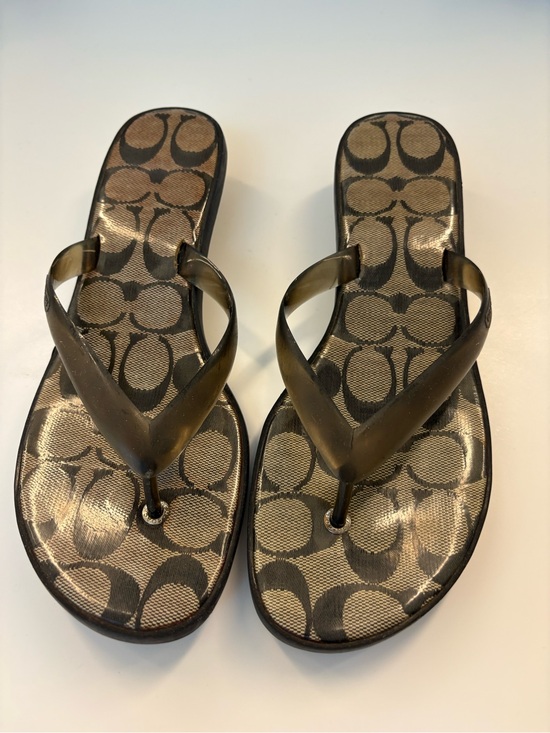 Coach Shoes - Vintage Y2K Coach  Logo-Print Flip Flop Jelly Thong strap Kitten heels size 7.5